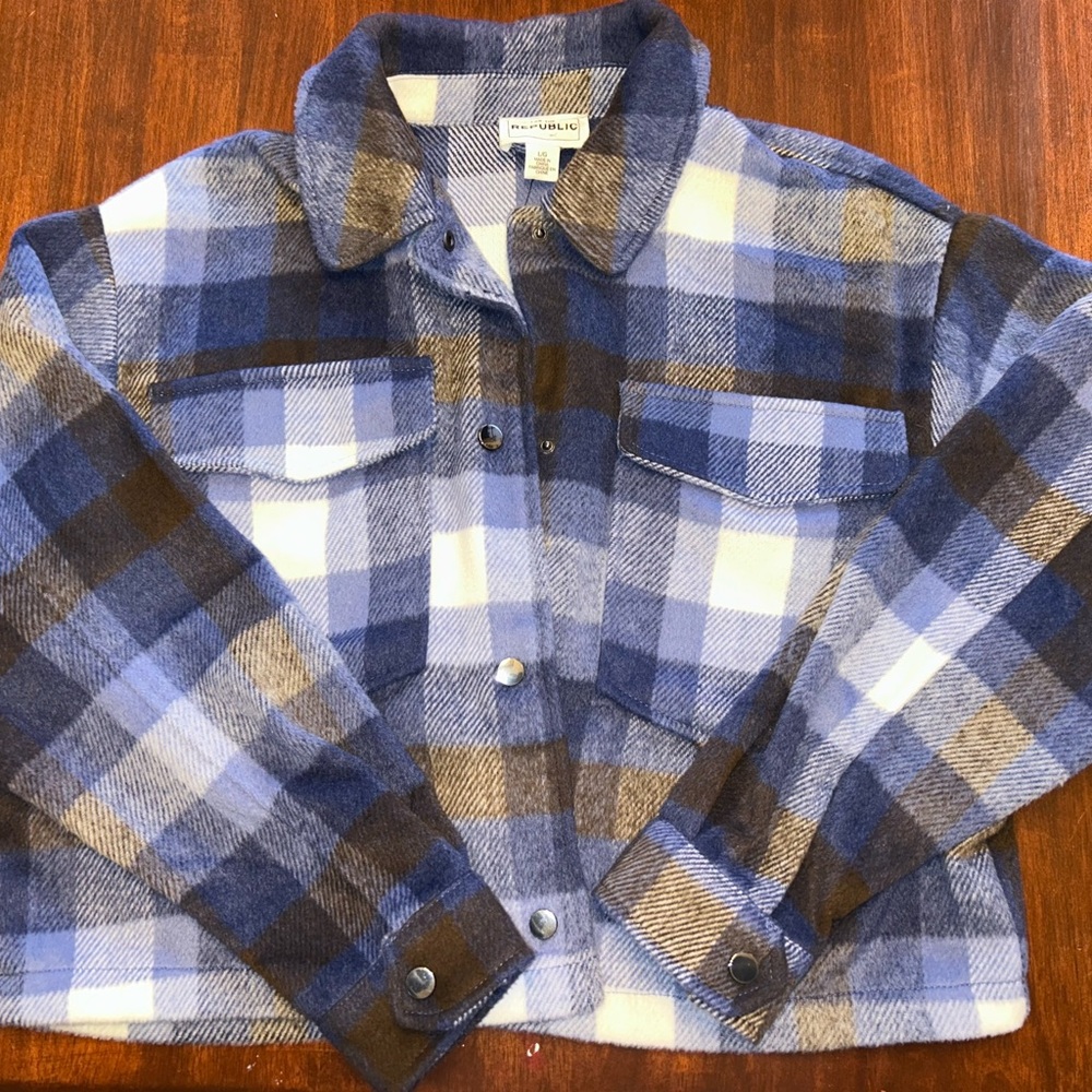Women’s Cropped Shacket